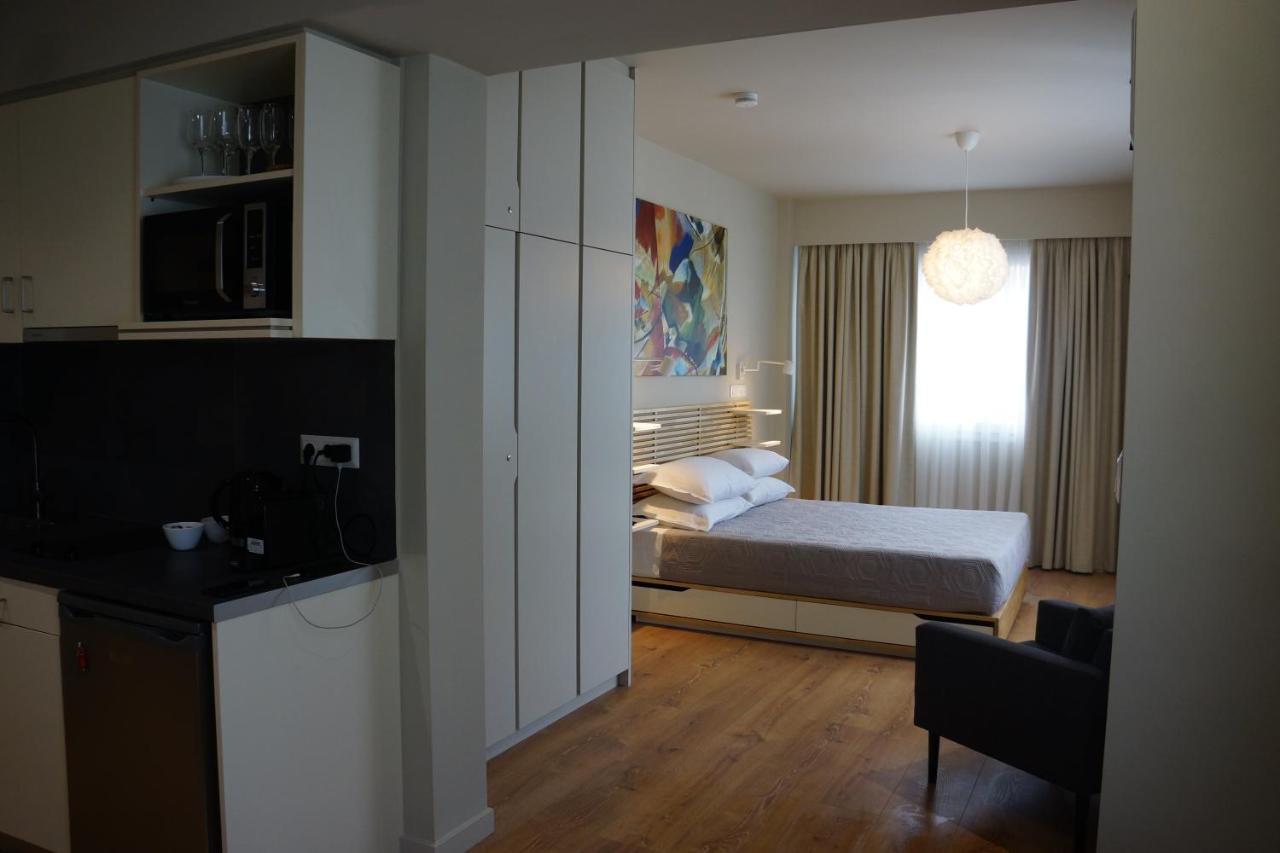 Historic Center Luxury Studio Apartment Афины Экстерьер фото